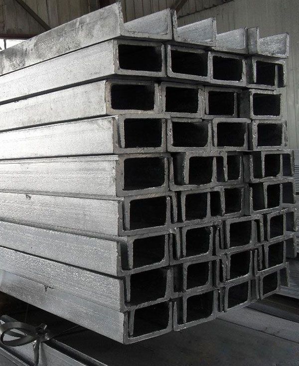 Steel wire mesh rolls for concrete slab reinforcement